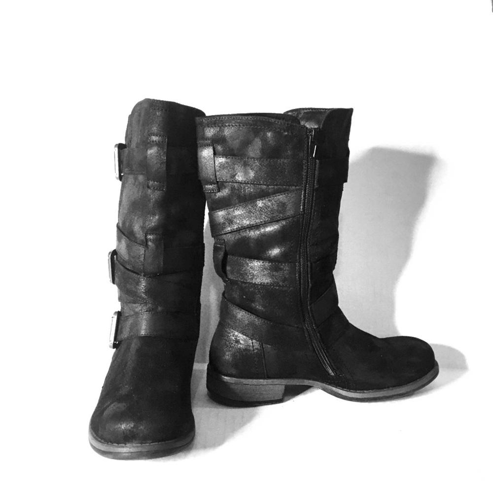 Very Cherry Ringer black moto boots. size 7